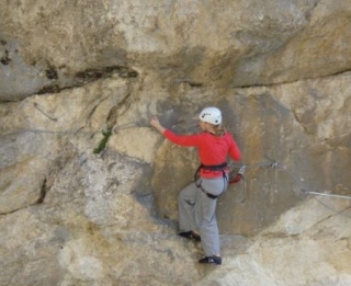  Klettersteig an einer Wand